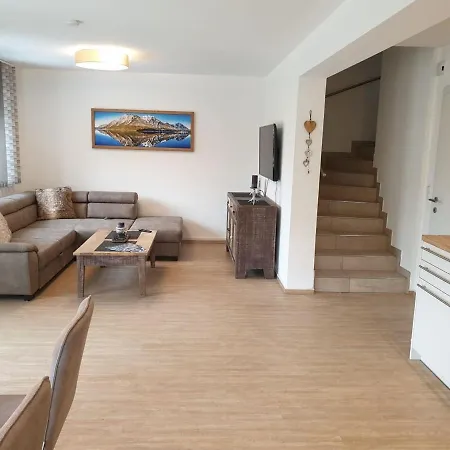 Luxurious Holiday With Panoramic View Very Close To The Spieljochbahn * フューゲン