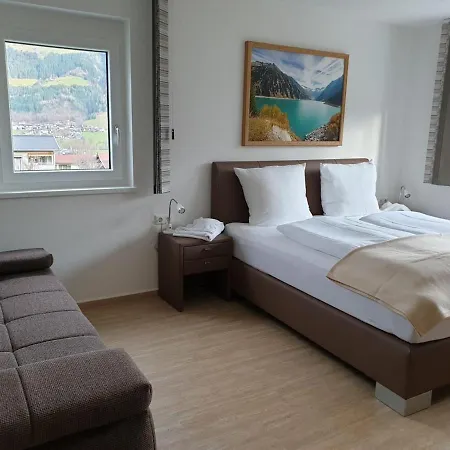 Luxurious Holiday With Panoramic View Very Close To The Spieljochbahn * フューゲン