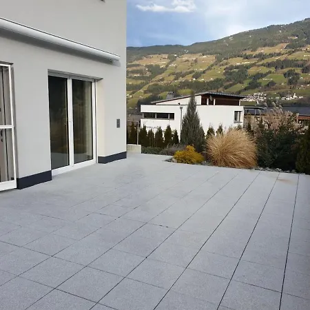 Luxurious Holiday With Panoramic View Very Close To The Spieljochbahn * フューゲン